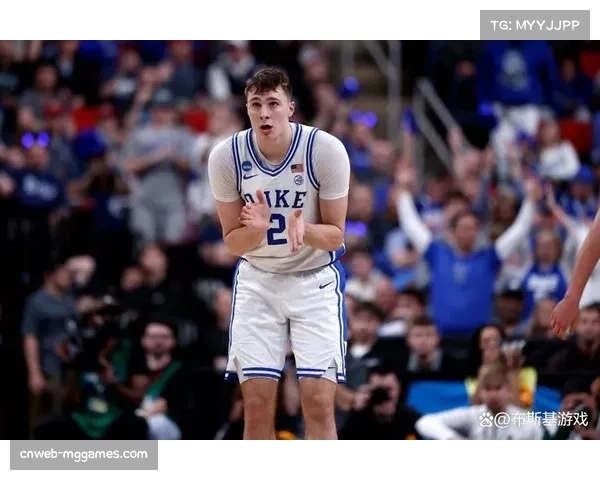 弗拉格22分6篮板，独行侠新星刷新最年轻纪录