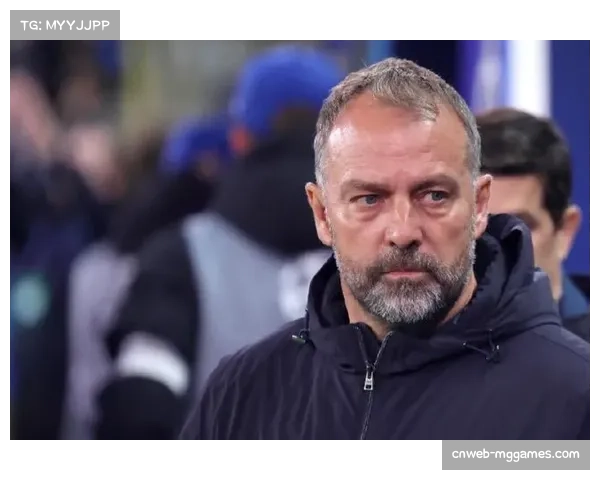 阿贾克斯签下意甲著名防守教练,旨在提升球队防守体系的适应性 阿贾克斯签下意甲著名防守教练,旨在提升球队防守体系的适应性